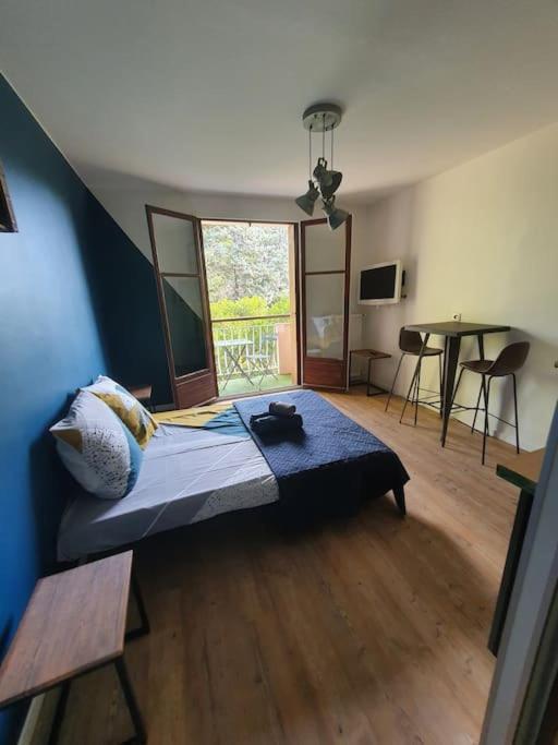 Aix Avec Stationnement Apartamento